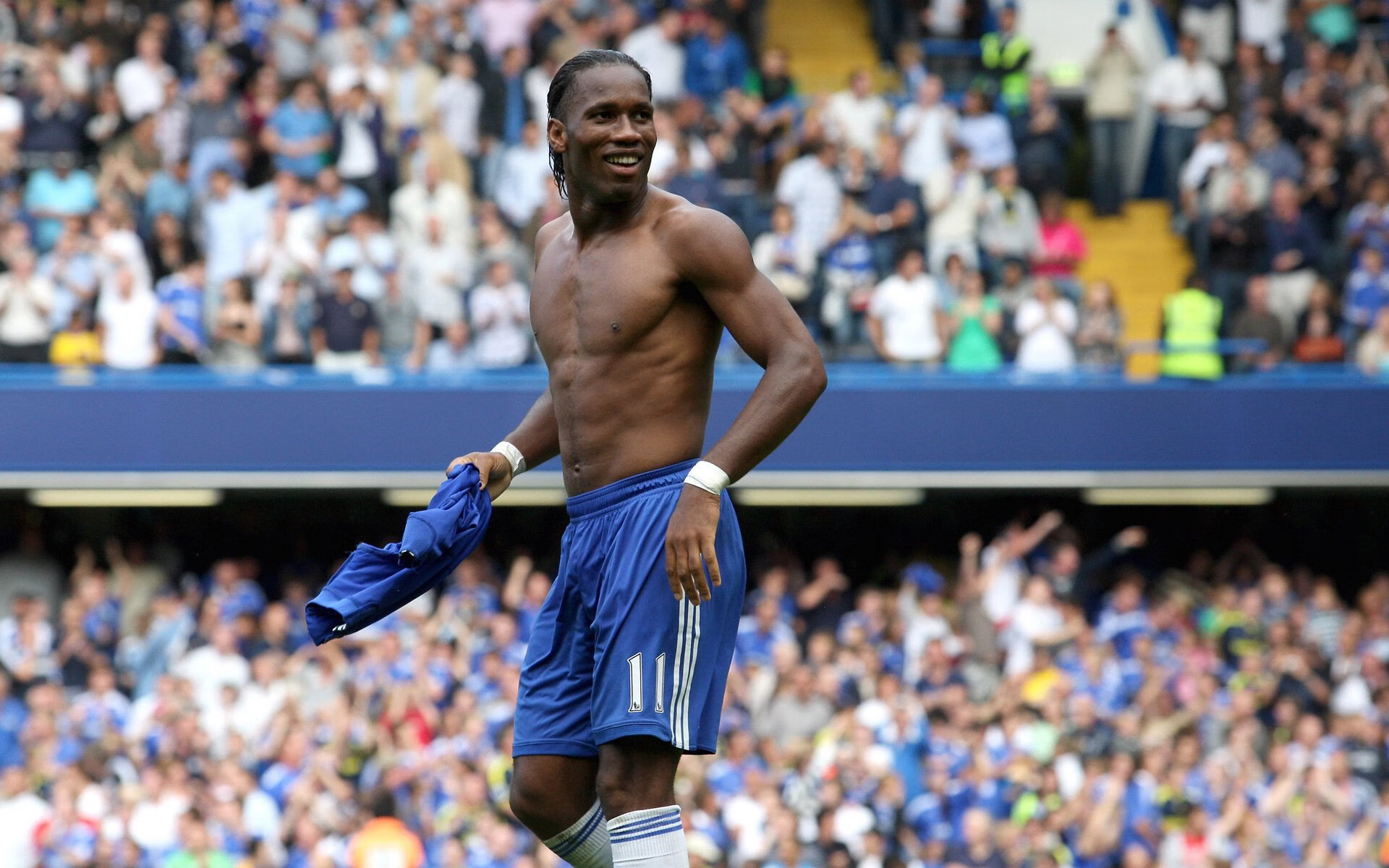 雷霆对阵灰熊，范弗利特关键回合不手软，诠释大心脏本色