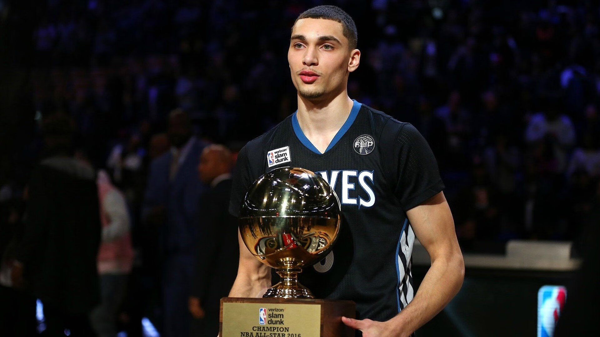 76人打穿热火,詹姆斯成为关键先生,一场颠覆预期的经典之战