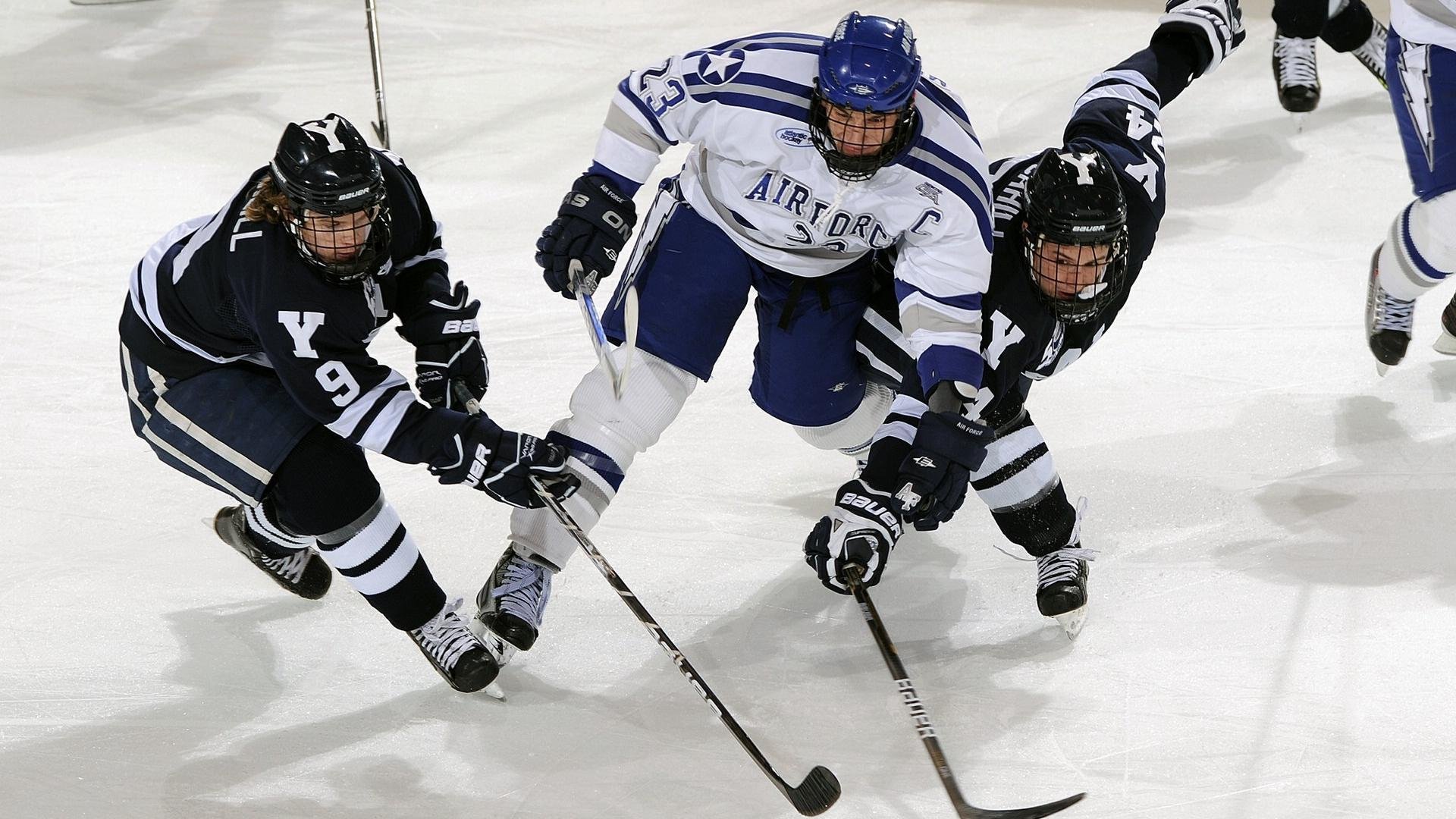 东决关键战之夜,迪马利亚关键战不手软